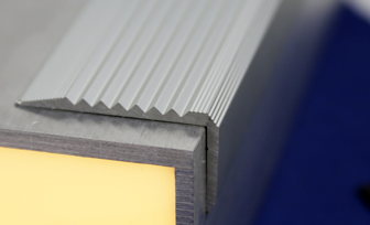 Aluminiumsonderprofil Aluminium gerieft