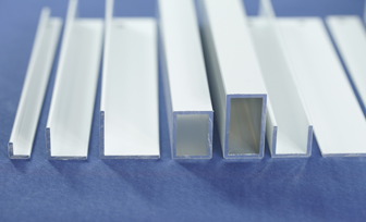 Aluminium U-Profile pulverbeschichtet Farbe: RAL 9016 - wei wei RAL 9016