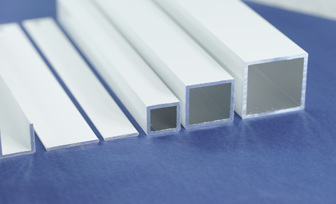 Aluminium Vierkantrohr pulverbeschichtet Farbe: RAL 9016 - wei wei RAL 9016