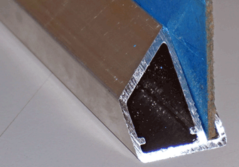 Aluminiumspezialprofil fr ALUCOBOND Aluminium gepresst