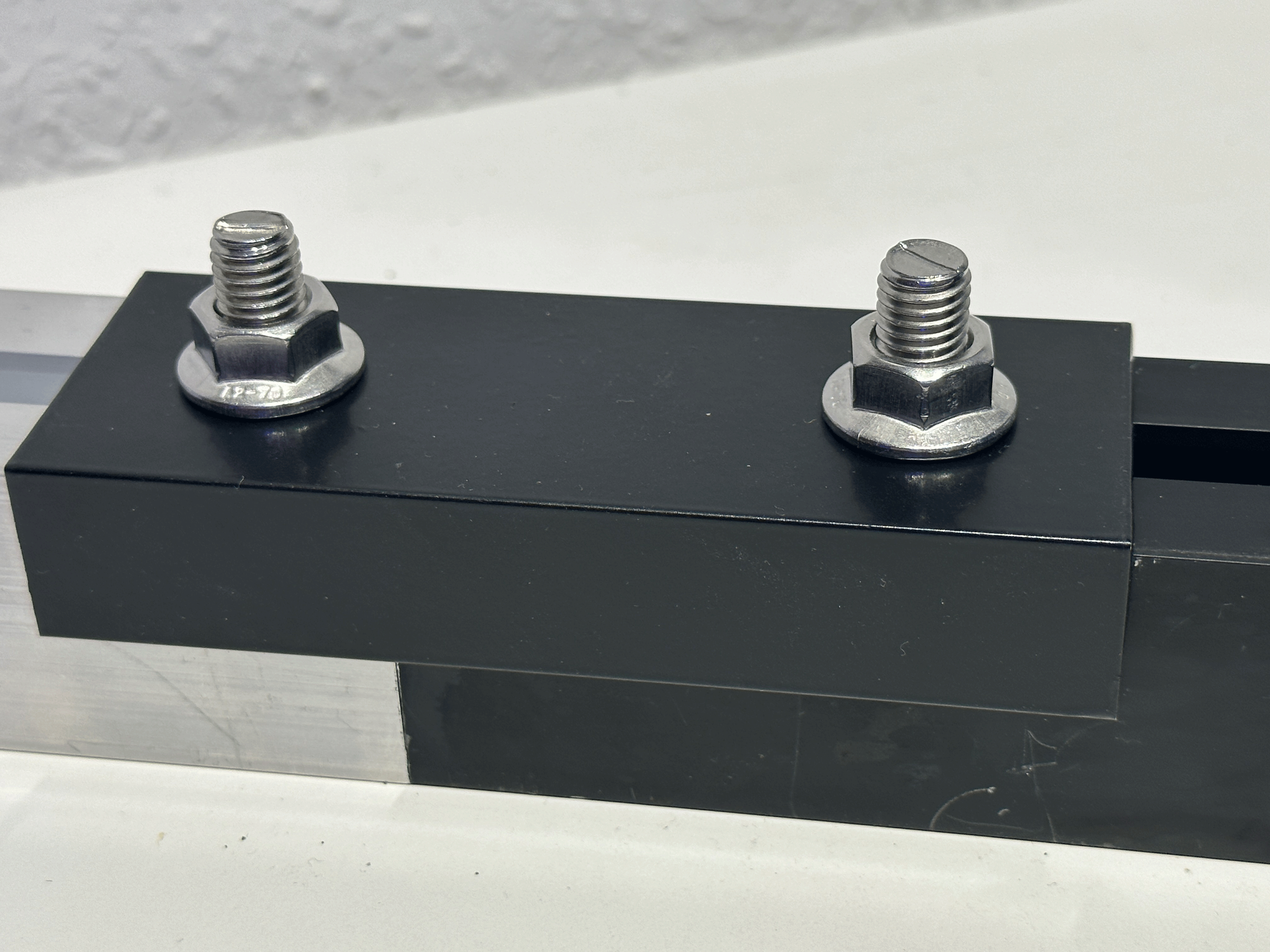Solarprofile und Komponenten Aluminium schwarz