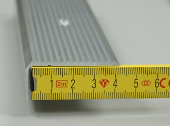 Aluminiumsonderprofil Aluminium gerieft