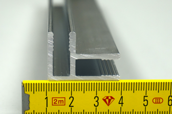Aluminiumspezialprofil fr ALUCOBOND Aluminium gepresst
